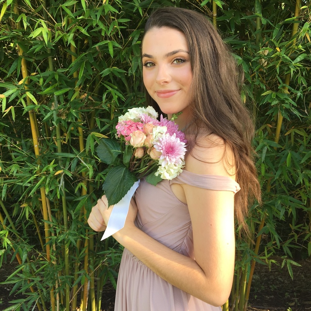 Meet your Posher, Alyssa